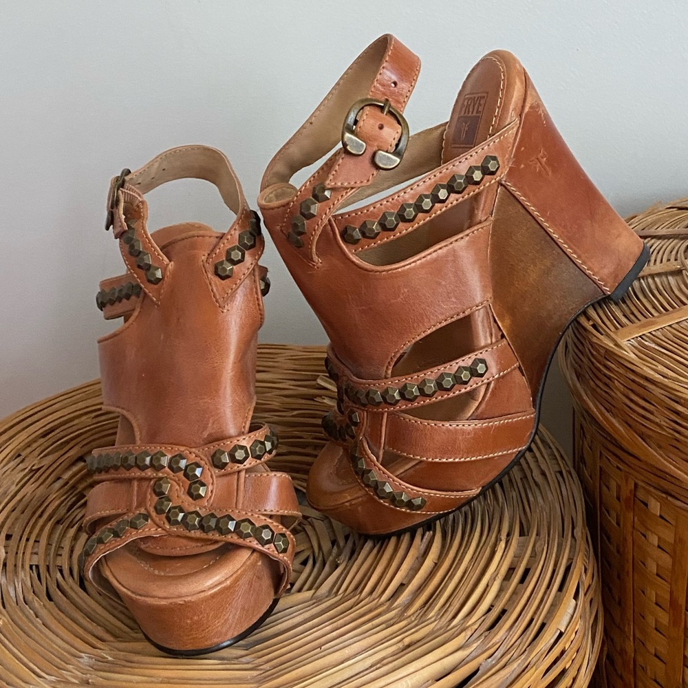 Frye Tan Leather Wedge Sandals